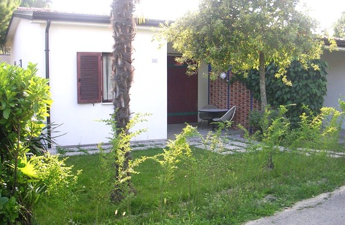 Bibione Pineda Villa | Gardened villa in quiet area near the sea