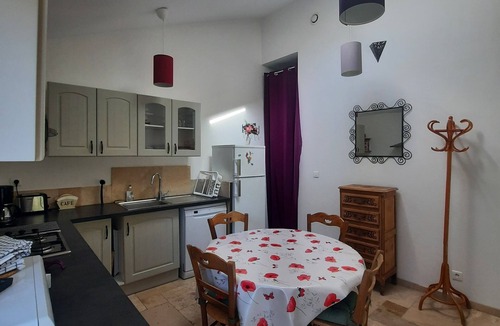 Lambesc Apartment | Gite à la Ferme des Petits Fruits Bio