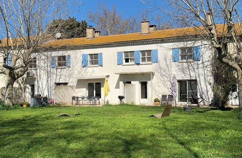 Arles House | GITE 10 PERSONNES