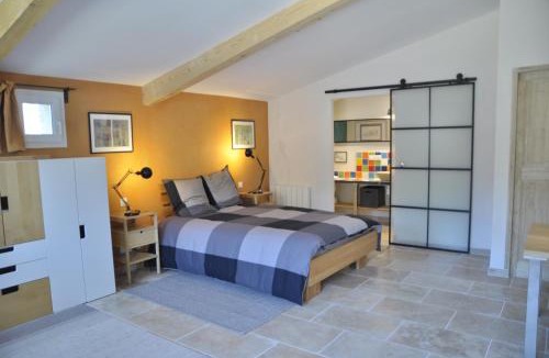 Velleron Apartment | Gite Hardy