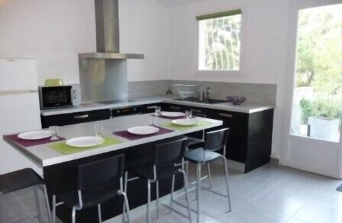 Saint-Savournin Cottage | Gîte in Provence in Saint Savournin, quiet with swimming pool