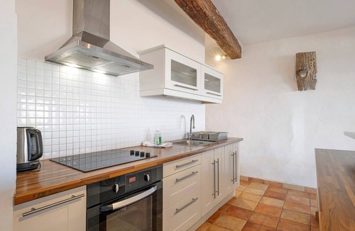 Saint-Jeannet House | Gîte L'Azur in the Heart of the Historic Town