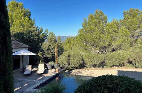 Pont Royal Villa | Golf de Pont Royal Luxury Provence Villa, Designer Spaces, AC, Infinity Pool