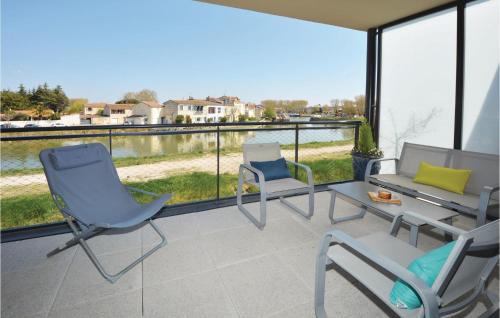 Aigues-Mortes Apartment | Gorgeous Apartment In Aigues-Mortes