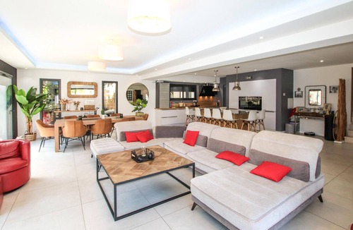 Avignon House | Gorgeous home in Avignon