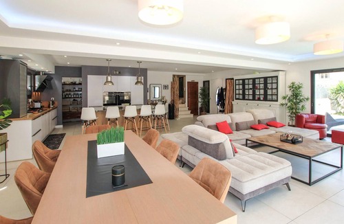 Avignon House | Gorgeous home in Avignon