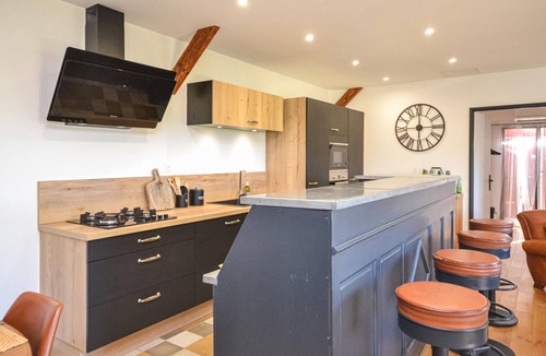 Berre-l'Etang House | Gorgeous home in Berre l'Etang