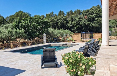 Grans House | Gorgeous home in Grans