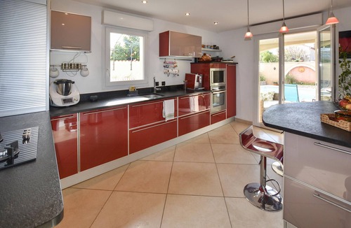 Rognonas House | Gorgeous home in Rognonas