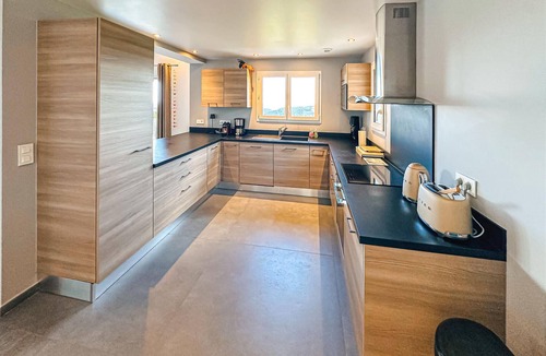 Speracedes House | Gorgeous home in Speracedes with WiFi