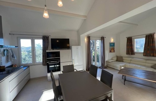 Mougins Apartment | Grand Appartement 3 Suites Avec Piscine & Pataugeoire Pour Enfants