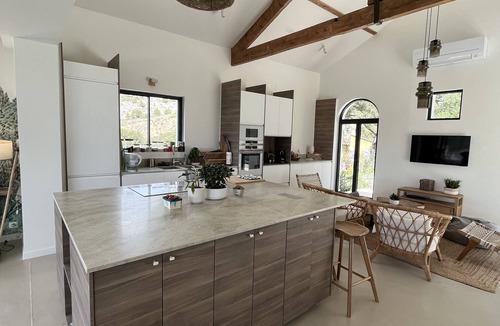 Ensues-la-Redonne House | Grand Cabanon Sous les Pins Dans une Calanque
