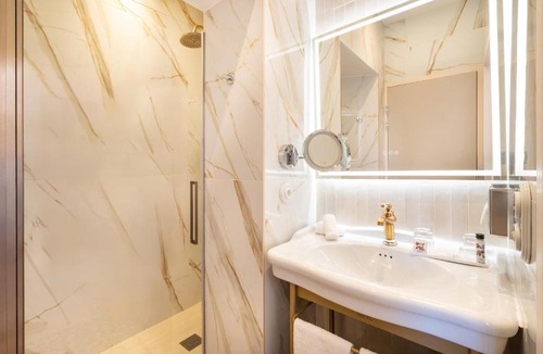 Saint-Cyr-sur-Mer Hotel | Grand Hotel Des Lecques; BW Signature Collection