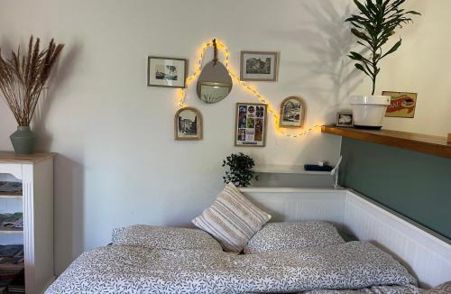 Digne-les-Bains Apartment | Grand studio en rez de jardin avec terrasse parking motos