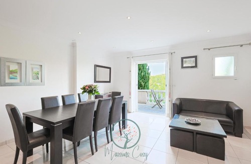 Ensues-la-Redonne Bed & Breakfast | Grand Studio "Madrague" - Domaine Ciel et Mer