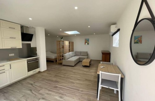 Carry-le-Rouet Apartment | Grand Studio Neuf à Carry le Rouet
