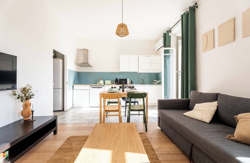 Salin-de-Giraud Apartment | Grand T2 Familiale - Terrasse