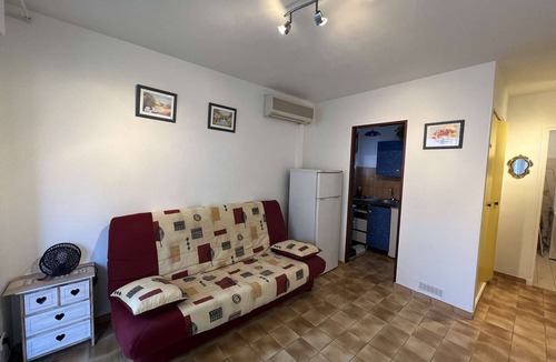Valras-Plage Apartment | Great Value Studio near Beach, Sleeps 2, Parking Included