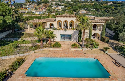Guerrevieille House | GRIMAUD – SEA VIEW VILLA – 5 BEDROOMS – SWIMMING POOL