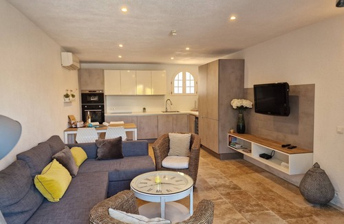 Plan-de-la-Tour Apartment | Groot Appartement Prat L'estagnol 19 met Terras, Balkon en Gezamenlijk Zwembad