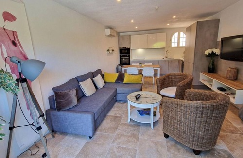 Plan-de-la-Tour Apartment | Groot Appartement Prat L'estagnol 19 met Terras, Balkon en Gezamenlijk Zwembad