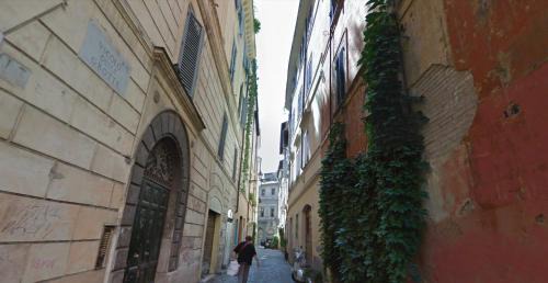 Rione VII Regola Apartment | Grotte Flat