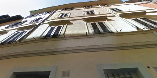 Rione VII Regola Apartment | Grotte Flat