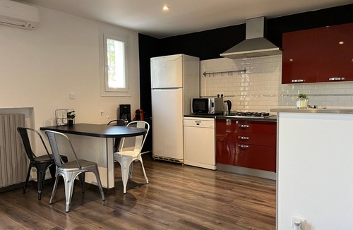 Draguignan Cottage | Ground floor with swimming pool and large terrace