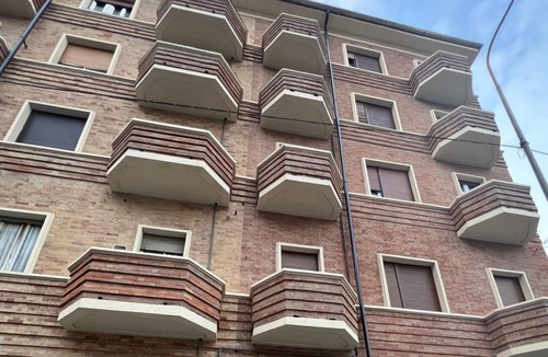 Millefonti Apartment | GuestHost - 65 sqm apartment for 4 people, located on the second floor of a building without an elevator, featuring a balcony. Situated in the Lingotto neighborhood, a convenient and well-served area, close to the Regina Margherita Hospital and just minu