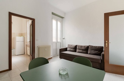 Chinatown Apartment | GuestHost - A comfortable and welcoming 55 square meters apartment, perfect for four people, located on the mezzanine floor of a building (accessible via a few steps).The property is located between the vibrant Chinatown district and the Sempione area, M
