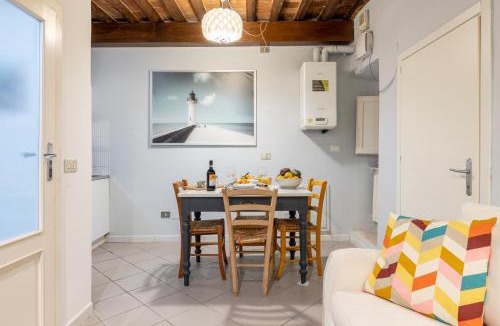 San Francesco Apartment | GuestHost - Piazza dei Cavalieri Confortable Apartment