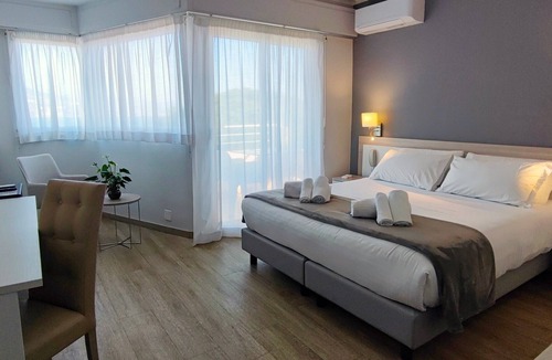 Roquebrune-Cap-Martin Hotel | Hôtel Alexandra