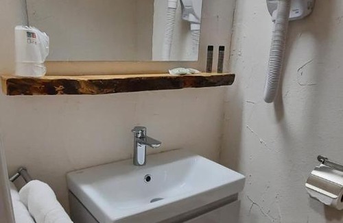 Saint-Etienne-de-Tinee Hotel | Hôtel Chastellares