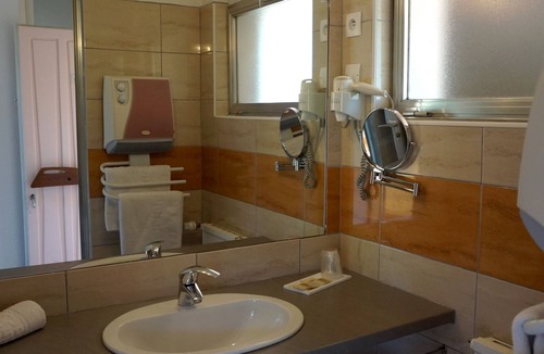 Draguignan Hotel | Hôtel du Col de l'Ange