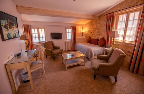 City of Carcassonne Hotel | Hôtel Le Donjon - Coeur de la Cité Médiévale