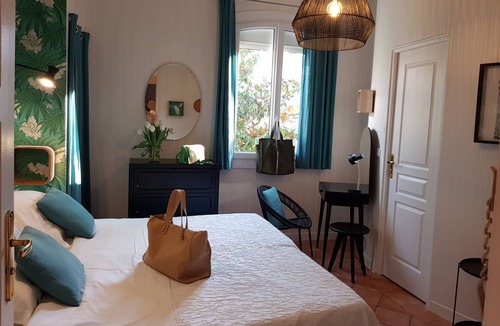 Saint-Tropez City Centre Hotel | Hôtel Les Lauriers