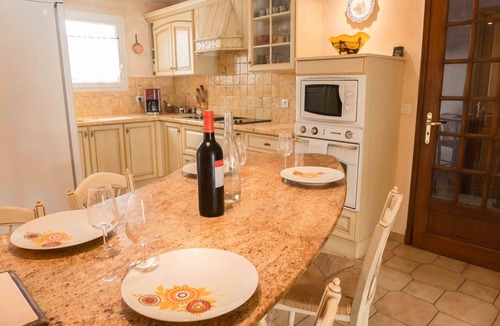 Narbonne House | Haus für 4 Personen mit großem Privatpool by Interhome