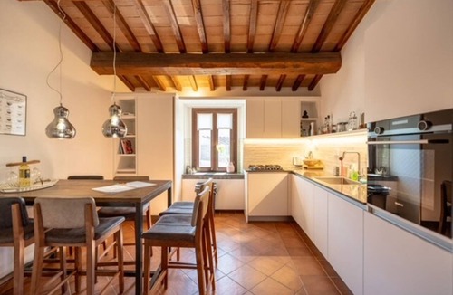 Umbertide Apartment | Heated Infinity Pool | Restored Farmhouse & Views
