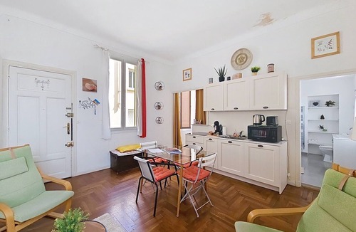 Carnot Apartment | HENRI CAMILLE REAL ESTATE - Florida 2 - 2 bedrooms close center