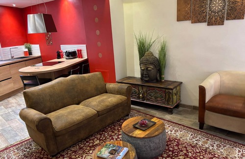 Mazarin Quarter House | Historic center, bright & Modern & AC