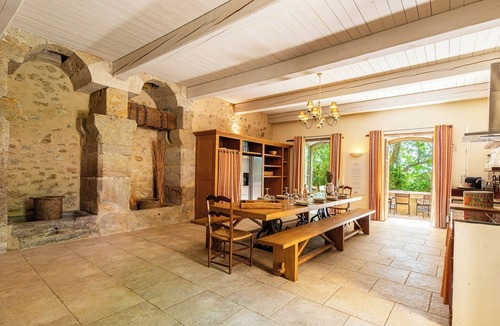 Saint-Antonin-du-Var House | Historic bastide in Provençal vineyard