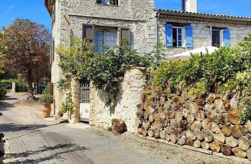Roquefort-les-Pins Apartment | Historic Provence apartments near Nice and Cannes