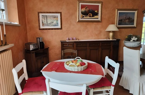 San Benedetto di Lugana Villa | Historical overlooking Lake Garda Villa with private park and swimming pool.