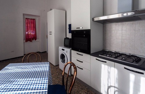 Villanova Monteleone Apartment | Holiday apartment in the historic center