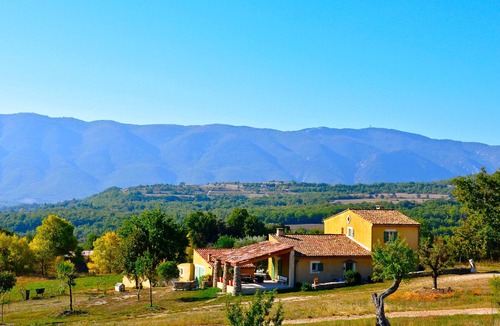Saint-Martin-de-Castillon House | Holiday house in the Luberon in the countryside, private pool