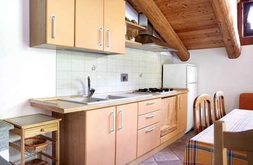 Prazzo Apartment | Holiday Apartment 'Anemone Tano Di Grich'"with Mountain View, 2 Balconies & Shared Terrace