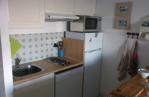 Carry-le-Rouet Apartment | Holiday flat by the beach, with sea views that sleeps 4, 1 bedroom