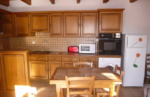 Saint-Martin-de-l'Arcon House | Holiday Home with Mountain View, Private Terrace and Garden