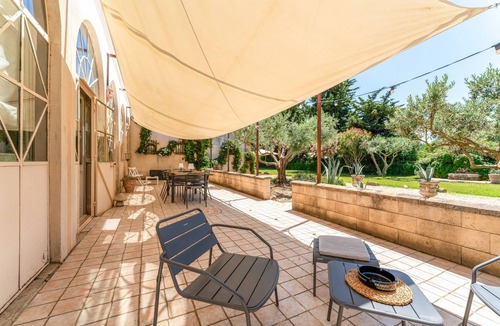 Saint-Etienne-du-Gres House | Holiday Home 'Mas St Anne' with Private Pool, Wi-Fi and Air Conditioning