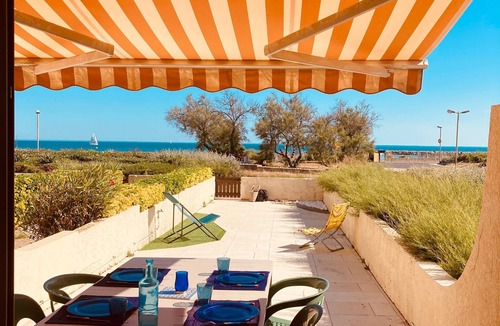 Palavas-les-Flots House | Holiday Home “L'albatros Direct Beach Access 3”